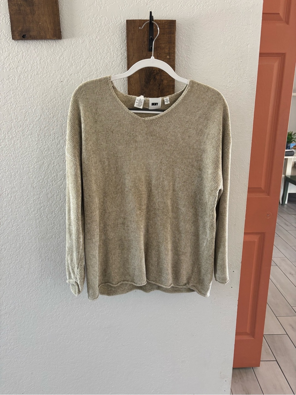 DKNY Tan Scoop Neck Knit Pullover